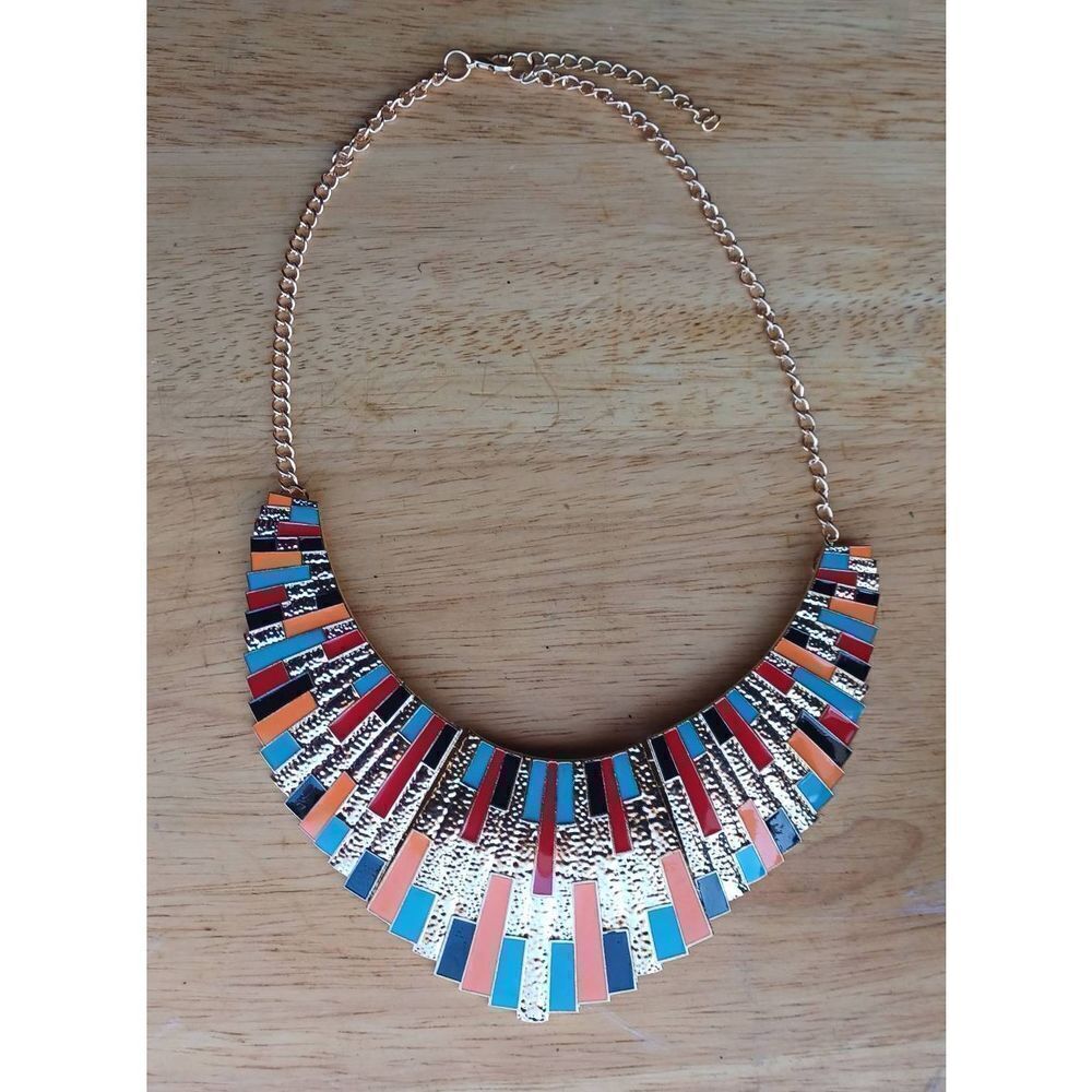 Fashion necklace  - Picture 3 of 5